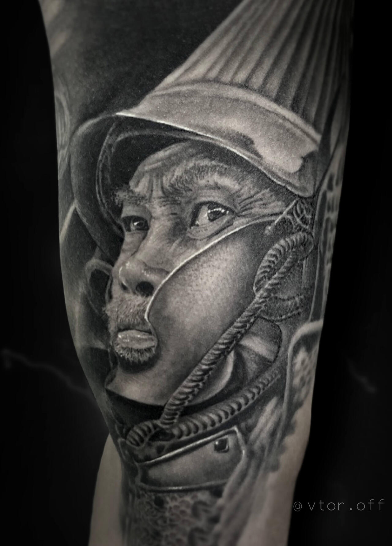 Untitled Realistic Japanese samurai ancient warrior tattoo by Igor Vtoroff. Custom oriental armor black and grey realism in Torrevieja, Alicante, Spain.